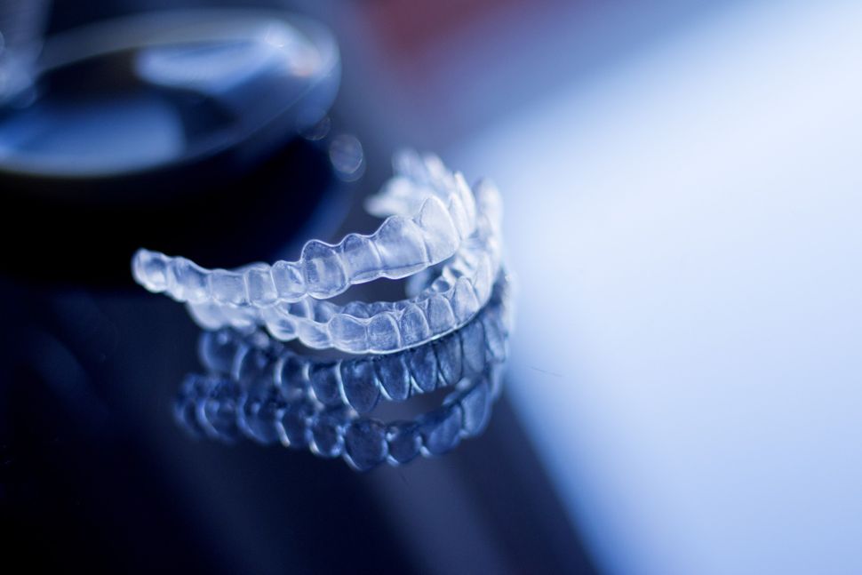 Invisalign: 5 Reasons to Choose Clear Aligners - Diamond Head